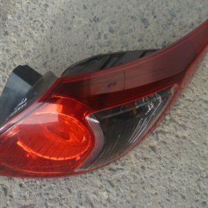 Foco mazda cx5 2012 2016 trasero copiloto original