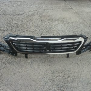 mascara peugeot 308 2015 2016 con bisel – original daños