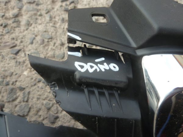 mascara peugeot 308 2015 2016 con bisel - original daños - Imagen 4