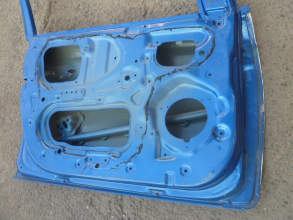 puerta hyundai i20 2017 2018 2019 delantera chofer  - daños - Imagen 3
