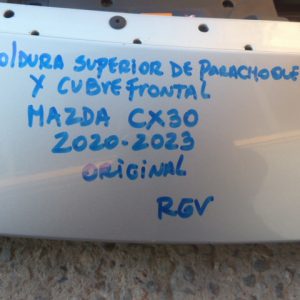 moldura continunacion de capot cubre frontal mazda cx30 20-23 dañado