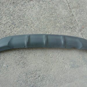 moldura inferior parachoque trasero kia rio 5 jb 2010 2011