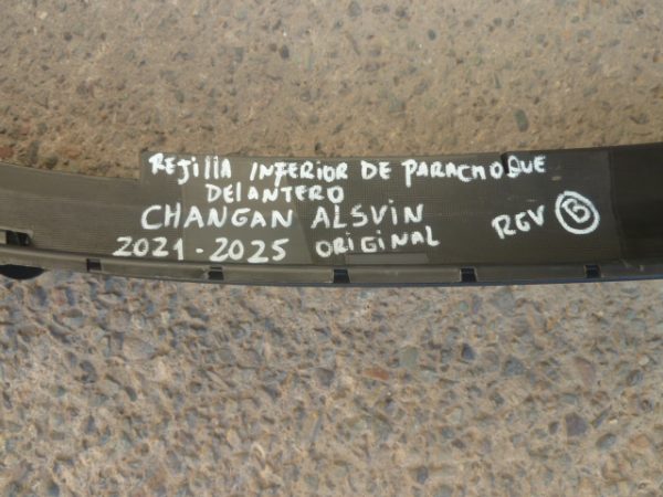 rejilla de parachoque changan alsvin 2021 2025 inferior usada - Imagen 2