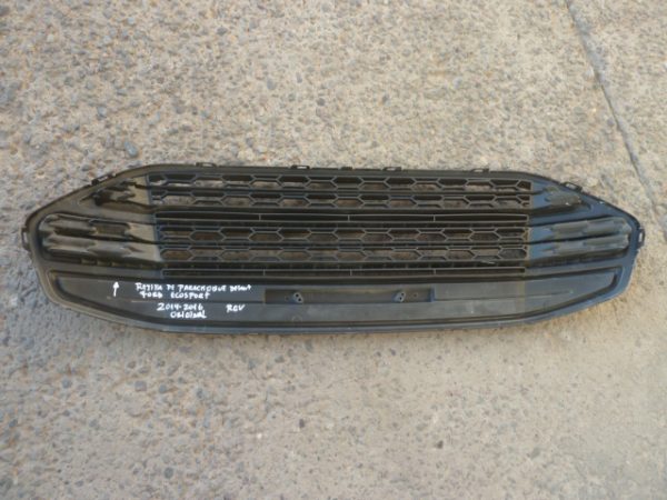 rejilla de parachoque ford ecosport 2014 2015 2016 daños - Imagen 3