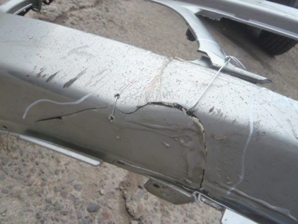 parachoque hyundai h1 2008 2014 inferior delantero - daños - Imagen 3