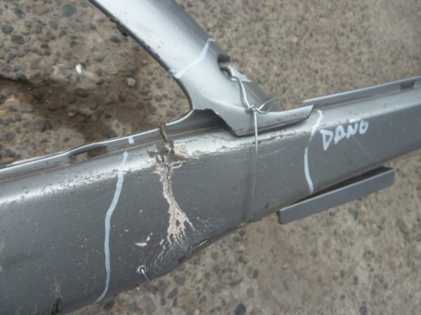 parachoque hyundai h1 2008 2014 inferior delantero - daños - Imagen 4