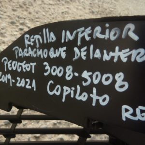 moldura tapa bisel parachoque peugeot 3008 5008 2019 2021 copiloto daños