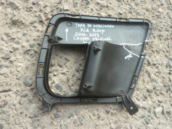 moldura tapa bisel neblinero kia koup 2009 2013 chofer daños - Imagen 3