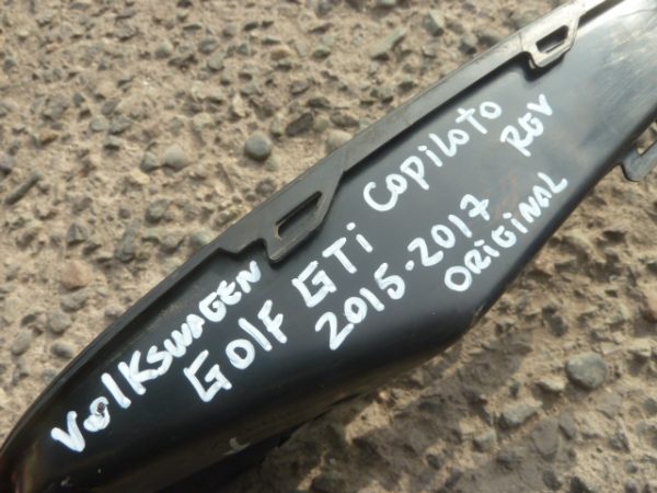moldura tapa bisel parachoque golf gti 2015 2017 copiloto - Imagen 2