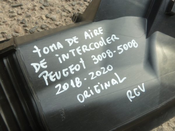 Toma de aire intercooler peugeot 3008  5008 2018 2020 - Imagen 2