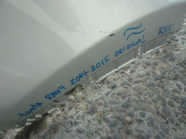 parachoque toyota rav4  2013 2014 2015  delantero - daños - Imagen 3