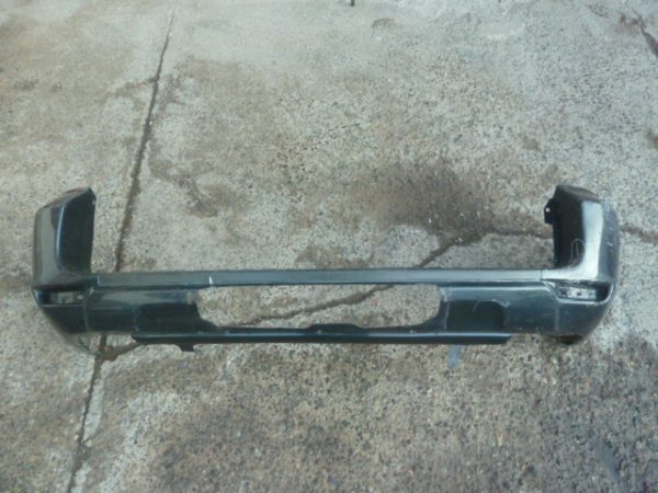 parachoque toyota rav4 2010 2011 2012 trasero - daños