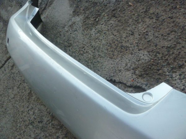 parachoque subaru impreza hatchback 2008 2010 trasero - Imagen 4