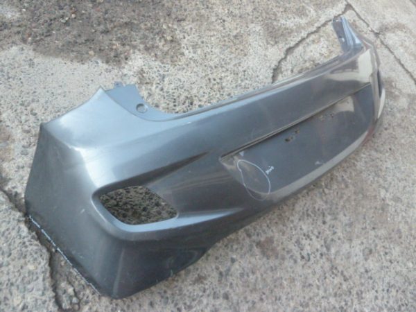 parachoque hyundai i10 2014 2015 2016 trasero - daños - Imagen 3