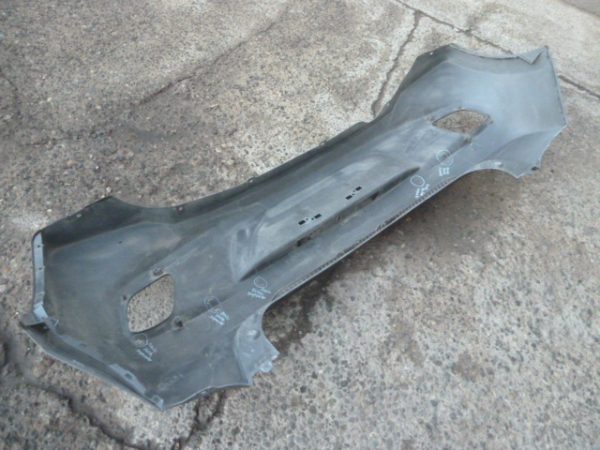 parachoque hyundai i10 2014 2015 2016 trasero - daños - Imagen 4