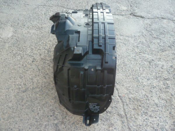 Guardafango nissan np300 2015 2020 delantero copiloto daños - Imagen 4