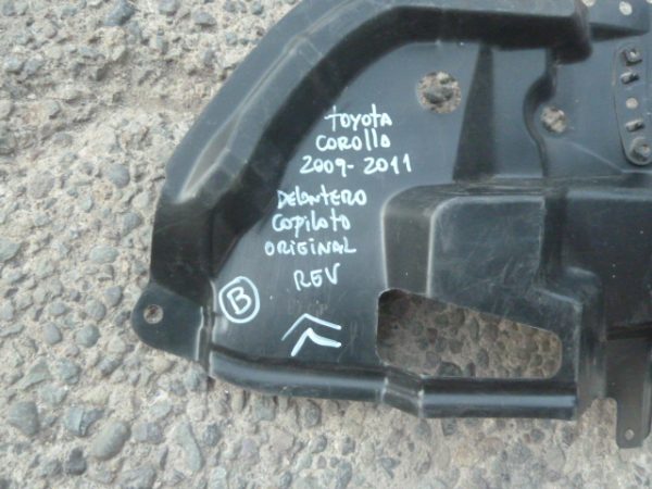 Guardafango toyota corolla 2009 2011 delantero copiloto - Imagen 2