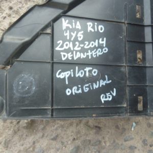 Guardafango kia rio 5 2012 2014 delantero copiloto daños