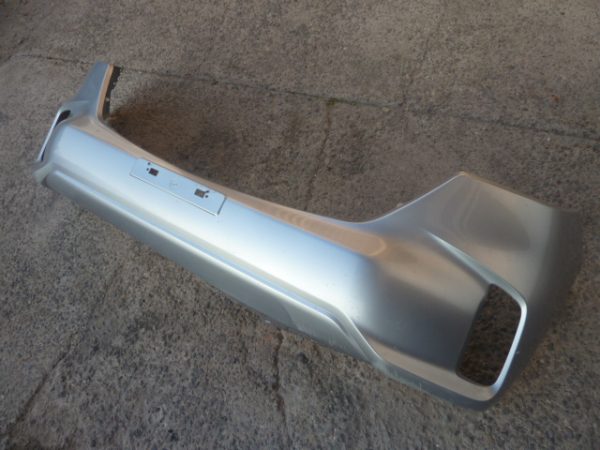 parachoque mazda bt50 2023 2024 2025 delantero - daños - Imagen 8