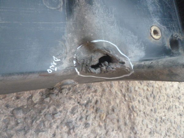 parachoque jeep rangler 2008 2016 delantero - daños - Imagen 4