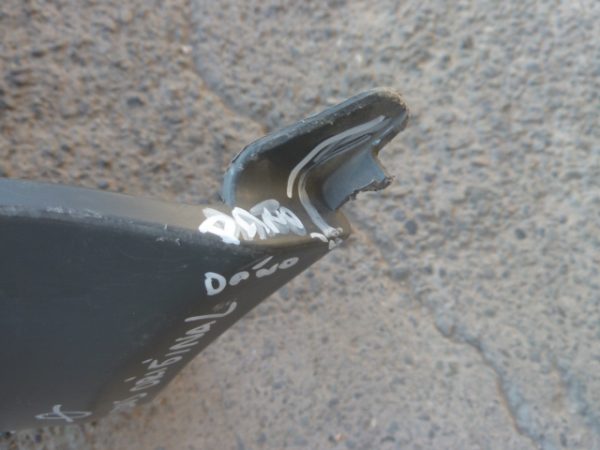 parachoque yaris sport 2004 2005 delantero - daños - Imagen 3