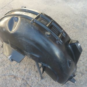 Guardafango peugeot 3008 2019/2023 trasero chofer daños