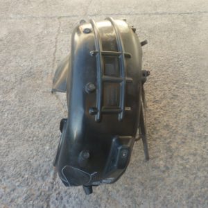 Guardafango peugeot 3008 2019 2023 trasero chofer daños