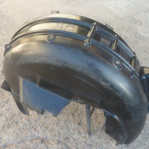 Guardafango peugeot 3008 2019 2023 trasero chofer