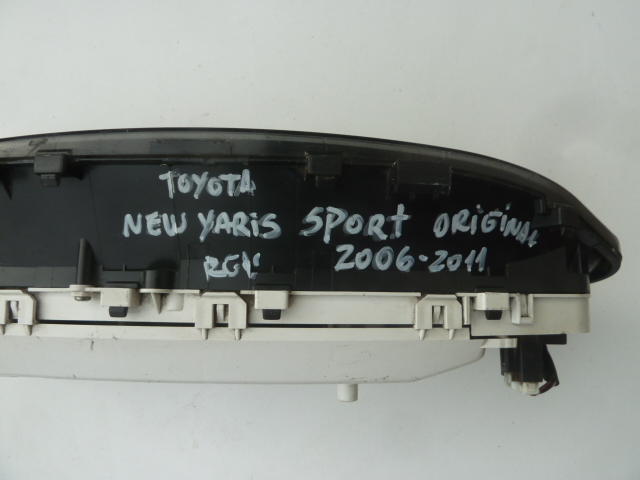 Sinóptico juego relojes instrumentos yaris sport 2006 2011 - Imagen 5