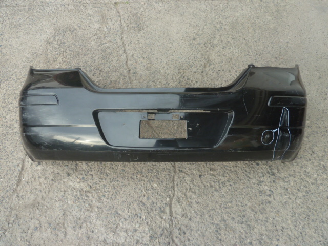 parachoque nissan hatchback 2011 2013 trasero - daños