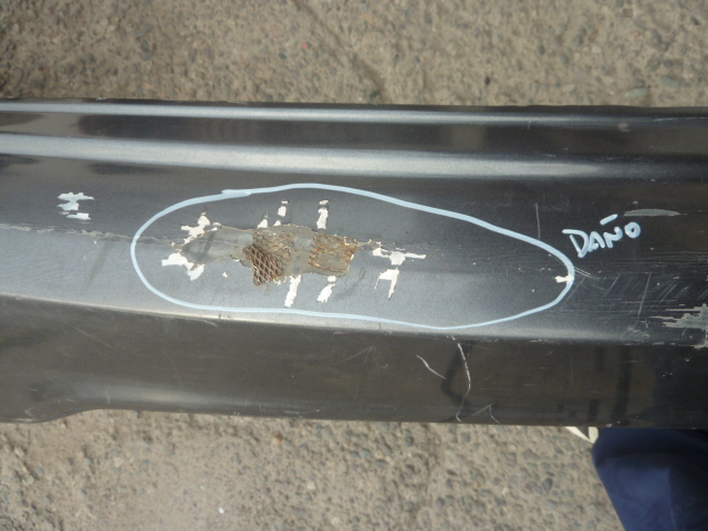 parachoque kia rio sedan 2012 2014 trasero - daños - Imagen 2