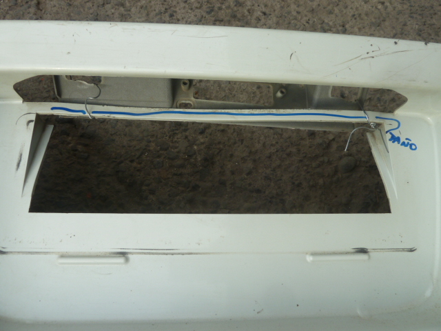 parachoque suzuki swift 2009 2010 trasero - daños - Imagen 2