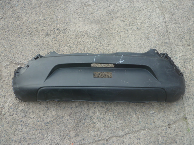 parachoque renault kwid 2021 2023 trasero - daños