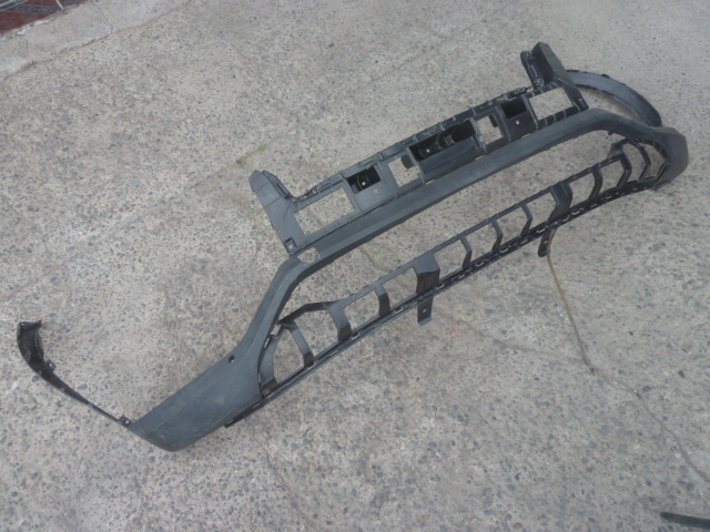 parachoque hyundai palisade 2021 2023 inferior delantero - daños - Imagen 4