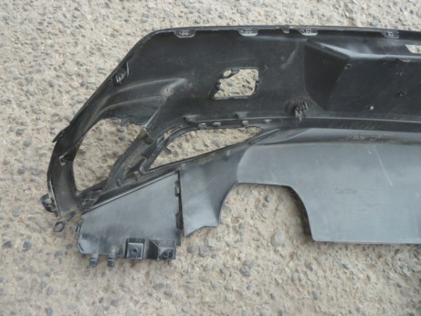parachoque peugeot 308 2023 2025 trasero  inferior - daños - Imagen 6