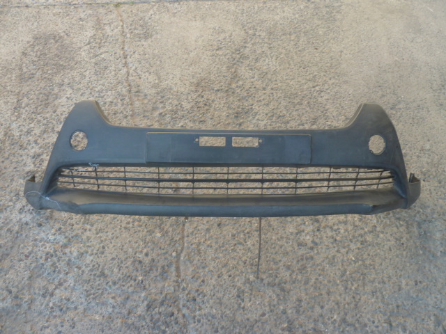 Parachoque toyota rav4 2014 2015 inferior delantero daños