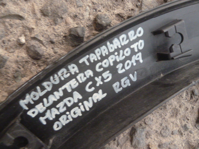 moldura paso rueda mazda cx5 2019 delantera copiloto - Imagen 6