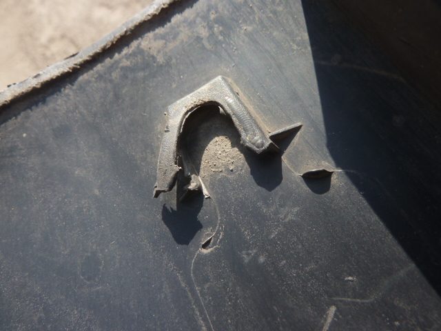 moldura paso rueda uno way 2008 2012 delant chofer daños - Imagen 6