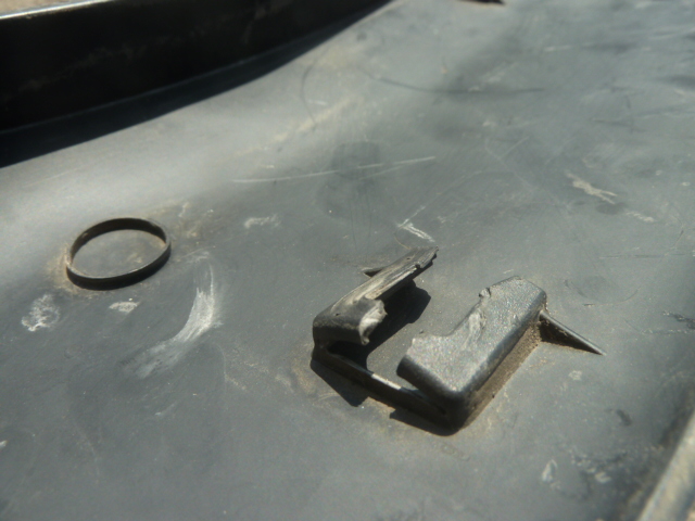 moldura paso rueda uno way 2008 2012 delant chofer daños - Imagen 8