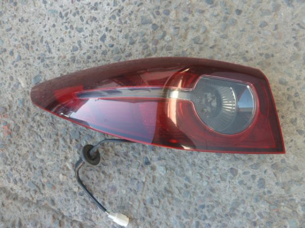 Foco trasero mazda 3 sedan 2020 2021 original chofer