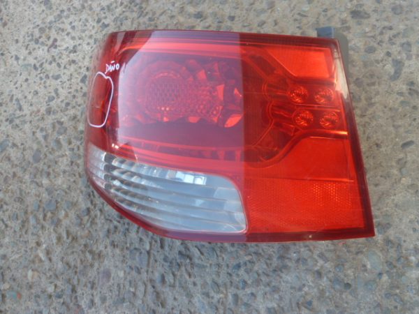 Foco trasero cerato sedan 2011 2012 original chofer daños - Imagen 5