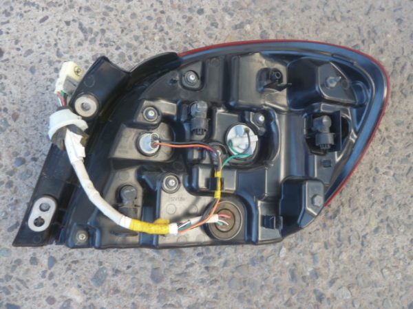Foco trasero baleno glx 2016 2020 hlogn/leds chofer daños - Imagen 5