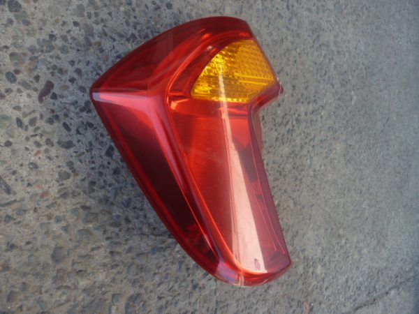 Foco trasero kia morning 2013 2017 original chofer daños - Imagen 3