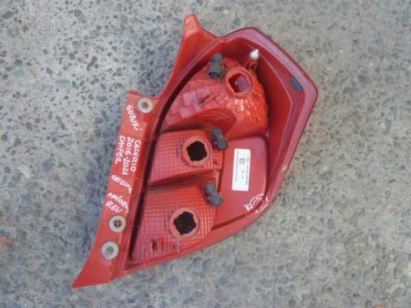Foco trasero suzuki celerio 2016 2021 original chofer daños - Imagen 2