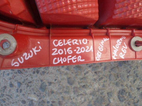 Foco trasero suzuki celerio 2016 2021 original chofer daños - Imagen 7