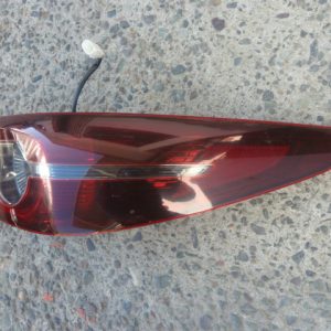 Foco mazda 3 sedan 2020 2021 trasero copiloto full leds