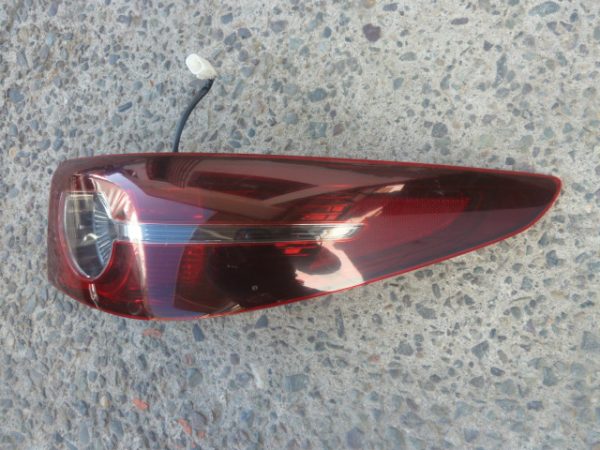 Foco mazda 3 sedan 2020 2021 trasero copiloto full leds