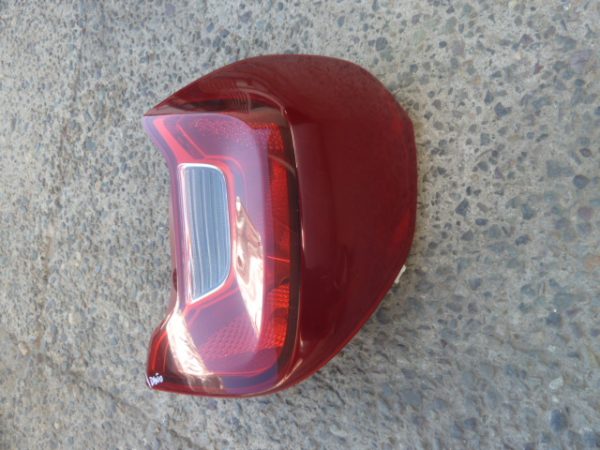 Foco kia morning 2019 2023 trasero copiloto daños