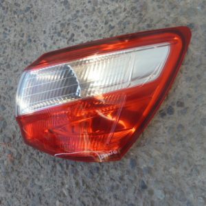 Foco nissan qashqai j10 2012 2013 trasero copiloto daños