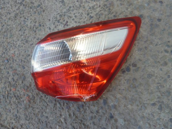 Foco nissan qashqai j10 2012 2013  trasero copiloto daños